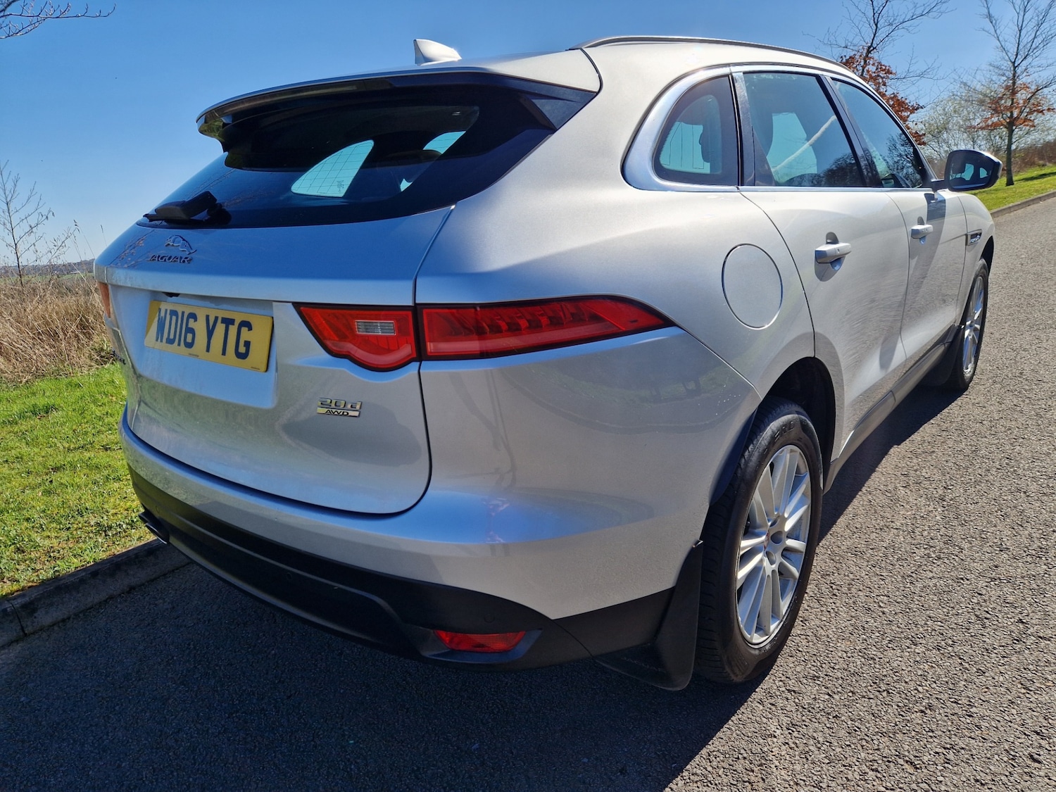 Used Jaguar F-Pace 2016 for sale - 77932342: Photo 8
