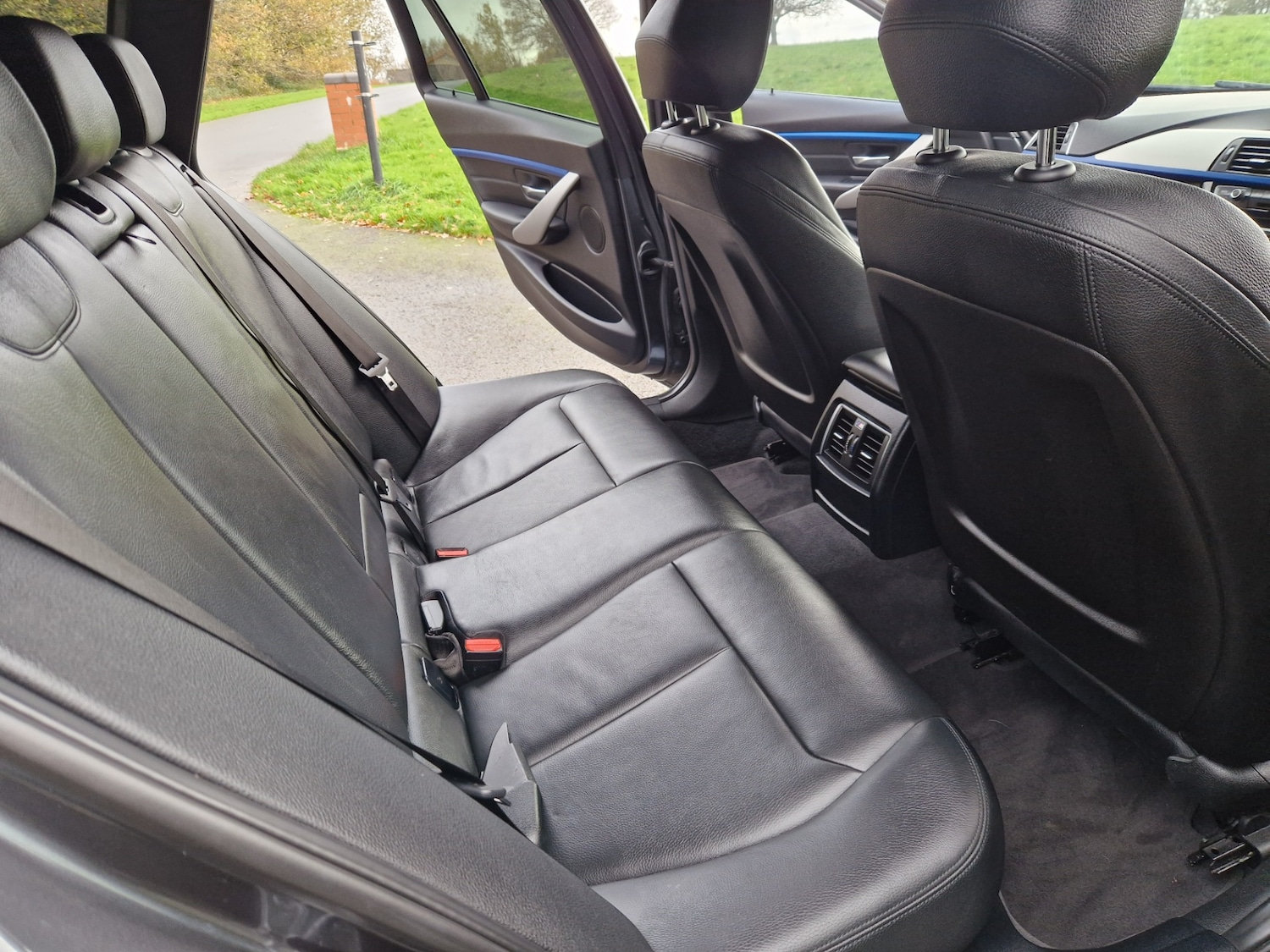 Used BMW 3 Series 2016 for sale - 76681913: Photo 11