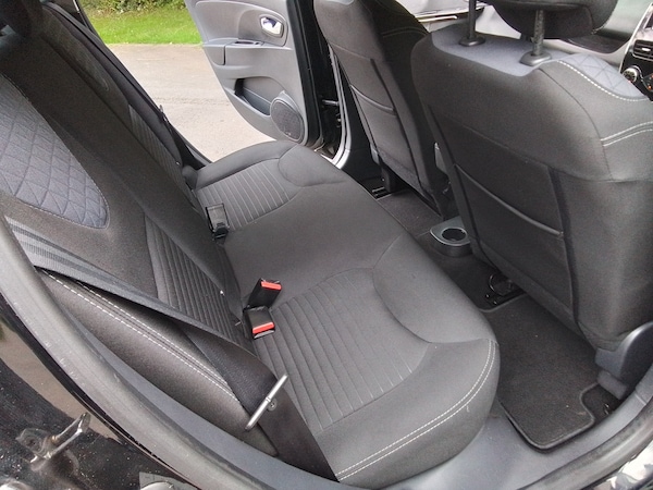 Used Renault Clio 2014 for sale - 76219245: Photo 11
