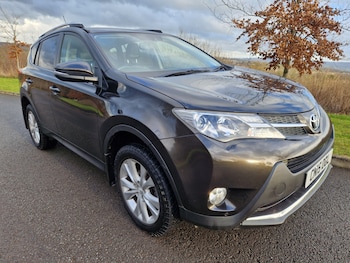 Used Toyota RAV4 2015 for sale - 77297990: Photo