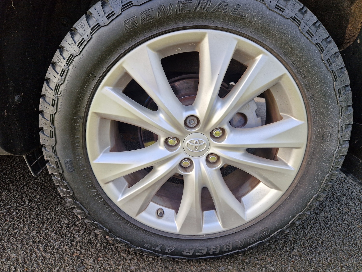 Used Toyota RAV4 2015 for sale - 77297990: Photo 8