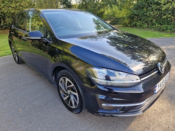 Used Volkswagen Golf 2019 for sale - 75690815: Photo
