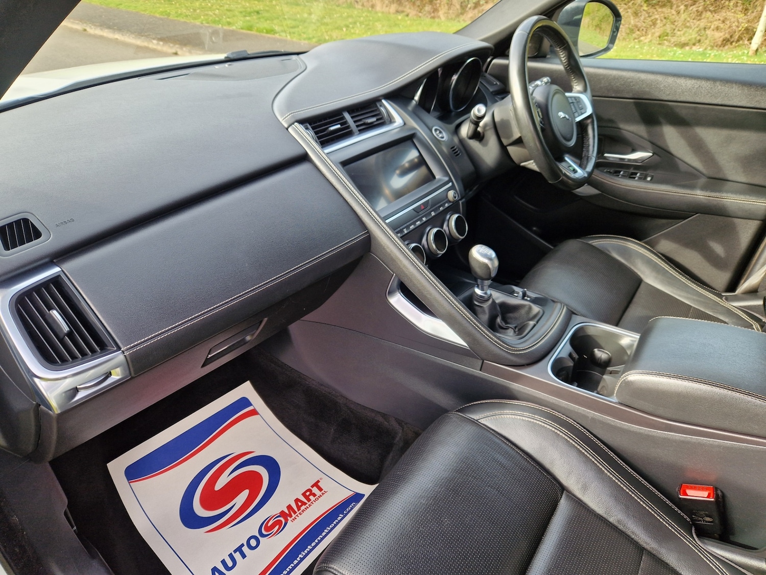 Used Jaguar E-Pace 2019 for sale - 77983539: Photo 11