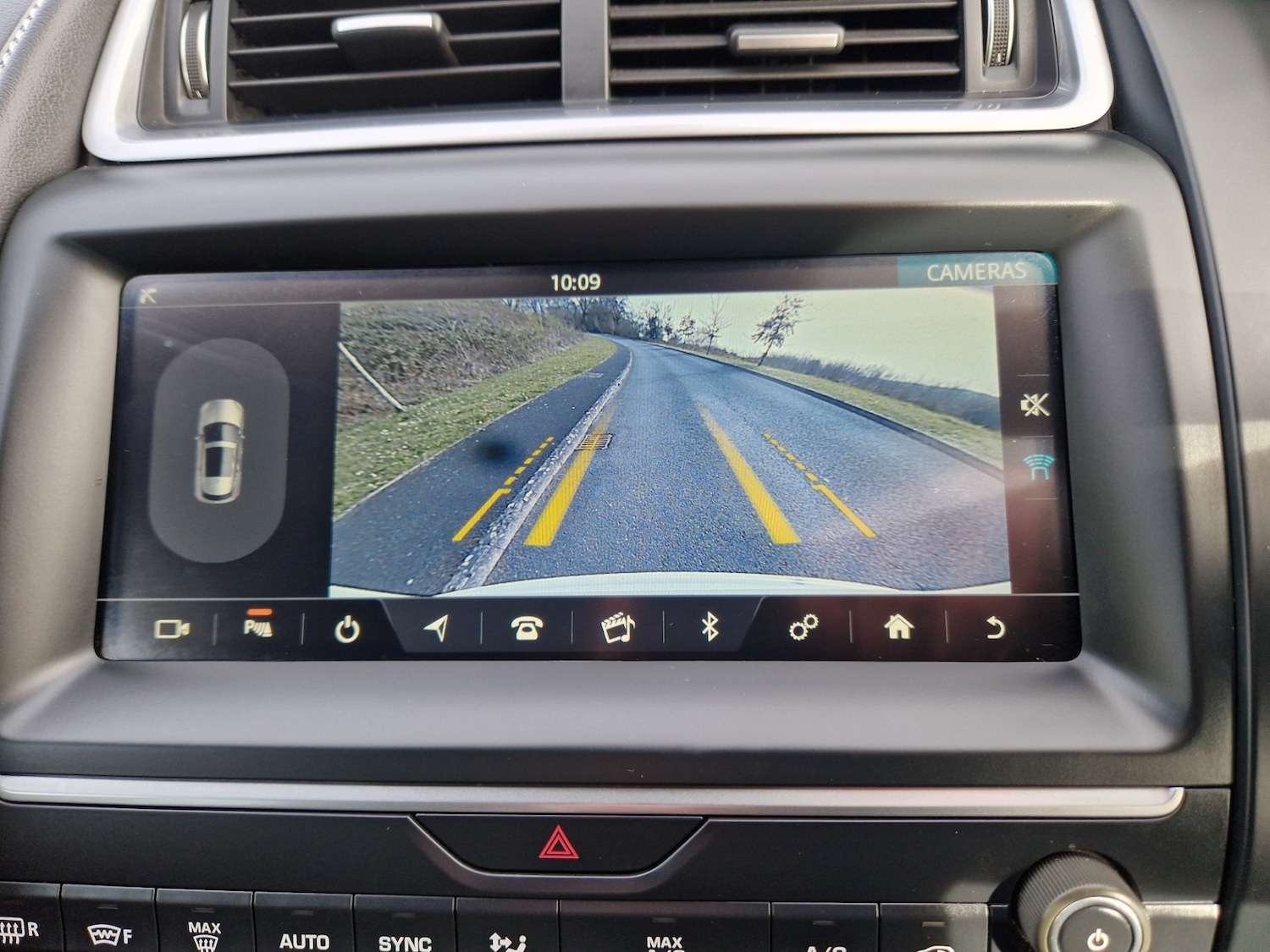 Used Jaguar E-Pace 2019 for sale - 77983539: Photo 4