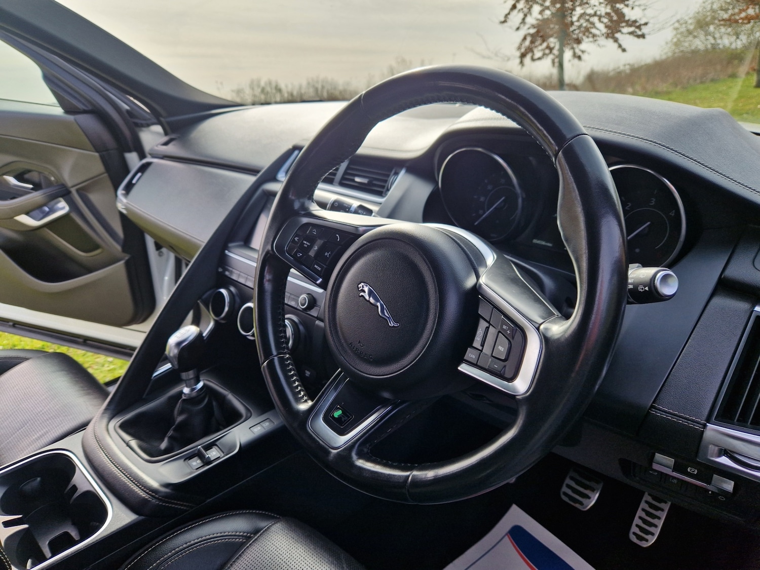 Used Jaguar E-Pace 2019 for sale - 77983539: Photo 7