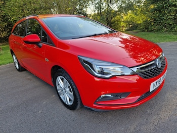 Used Vauxhall Astra 2018 for sale - 76170953: Photo 2