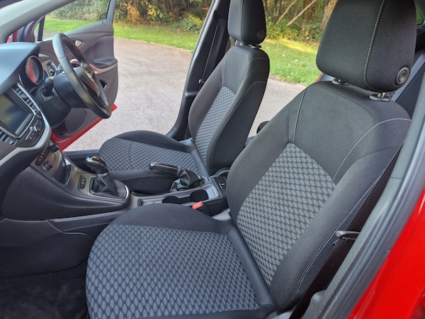 Used Vauxhall Astra 2018 for sale - 76170953: Photo 4