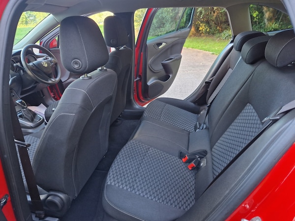 Used Vauxhall Astra 2018 for sale - 76170953: Photo 5