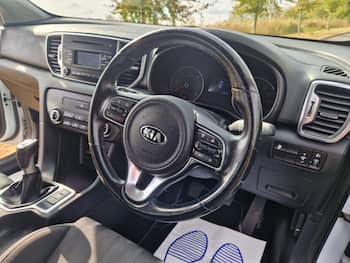 Used Kia Sportage 2017 for sale - 79614547: Photo