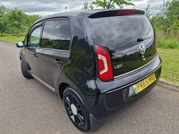 Used Volkswagen up! 2015 for sale - 78554744: Photo