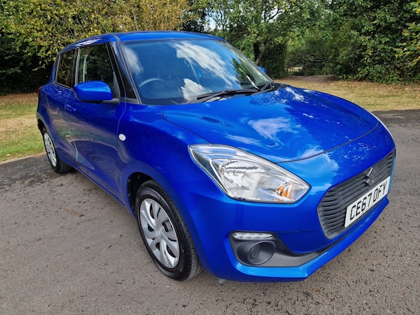 Used Suzuki Swift 2017 for sale - 75663025: Photo 4