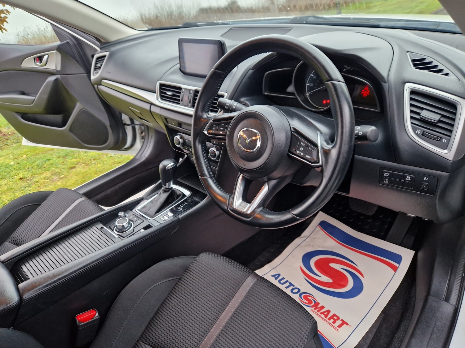 Used Mazda Mazda3 2017 for sale - 77323510: Photo 11