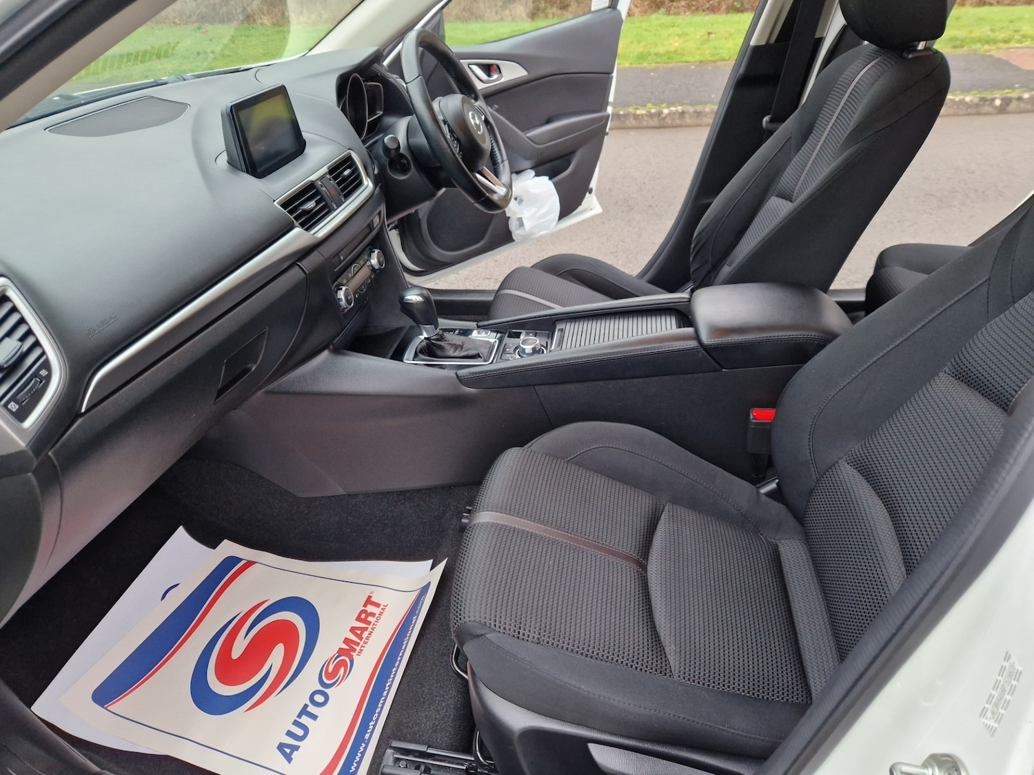 Used Mazda Mazda3 2017 for sale - 77323510: Photo 7