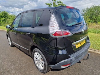 Used Renault Scenic 2016 for sale - 78581296: Photo