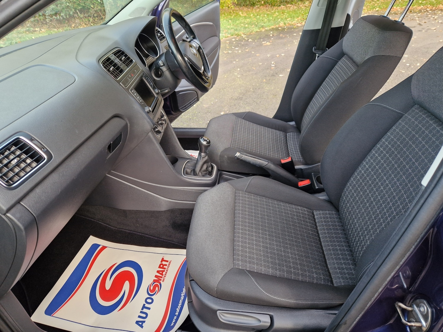 Used Volkswagen Polo 2016 for sale - 76705692: Photo 6