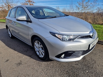 Used Toyota Auris 2016 for sale - 77555623: Photo