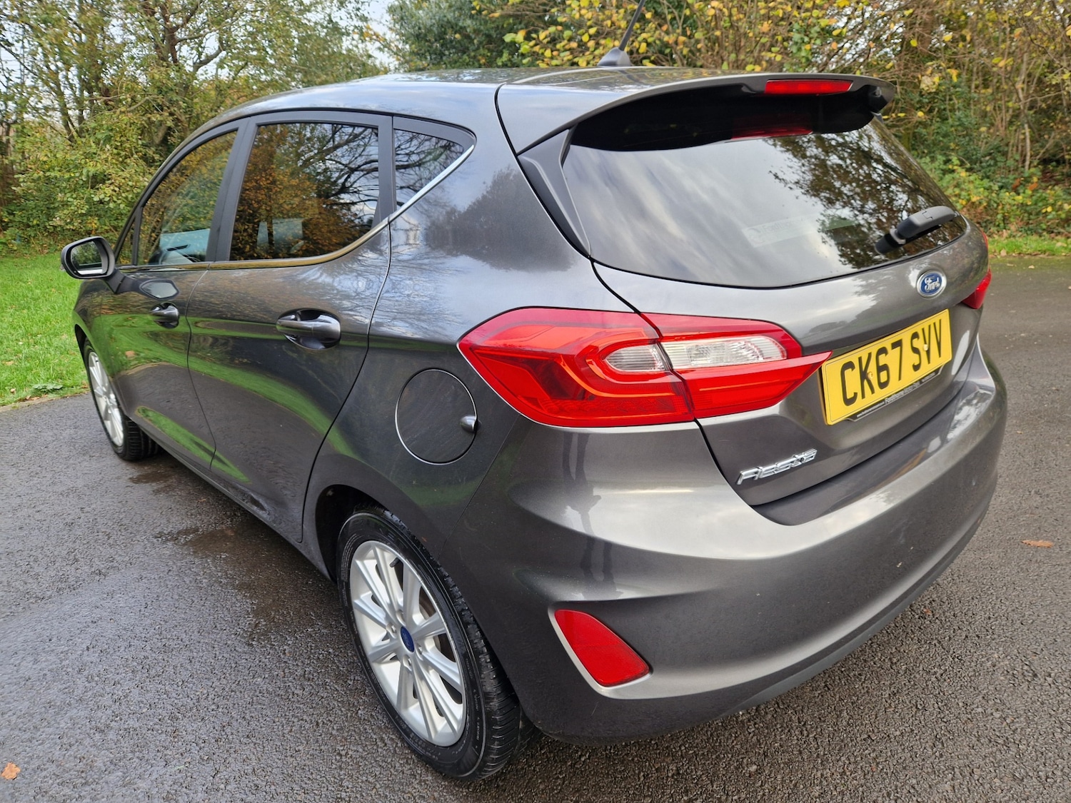 Used Ford Fiesta 2017 for sale - 76493630: Photo 5