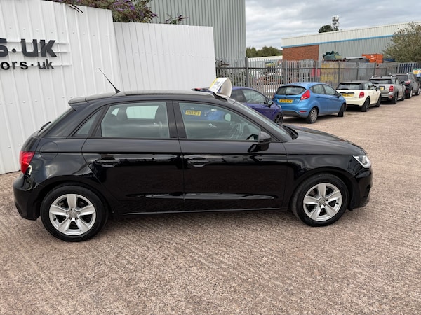 Used Audi A1 2017 for sale - 75428982: Photo 3