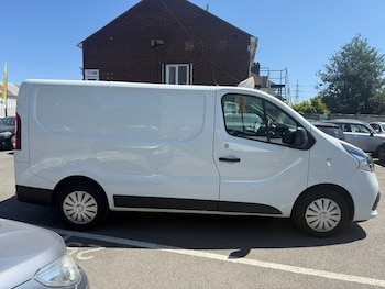 Used Renault Trafic 2017 for sale - 75261213: Photo