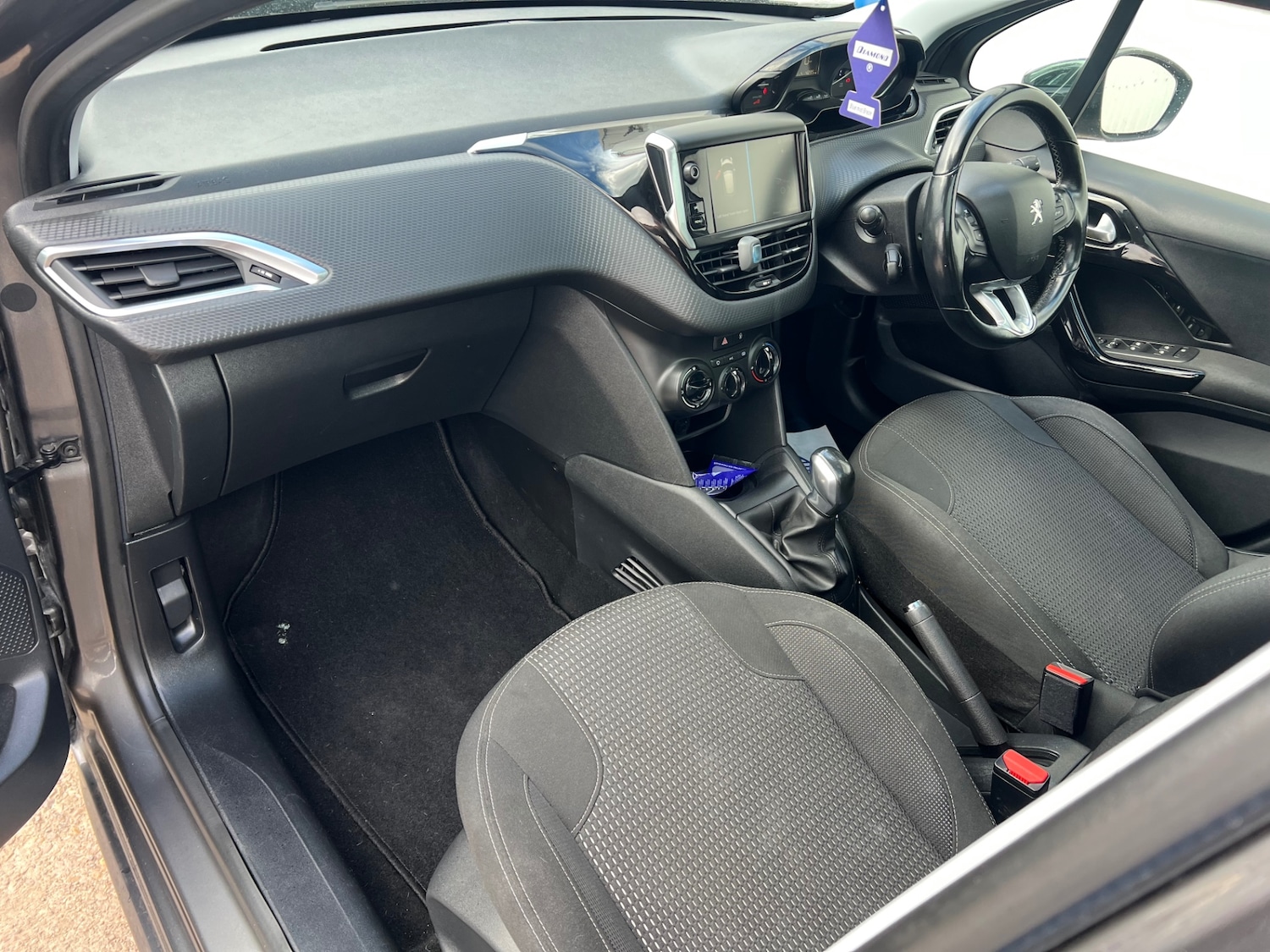 Used Peugeot 208 2018 for sale - 76354967: Photo 22