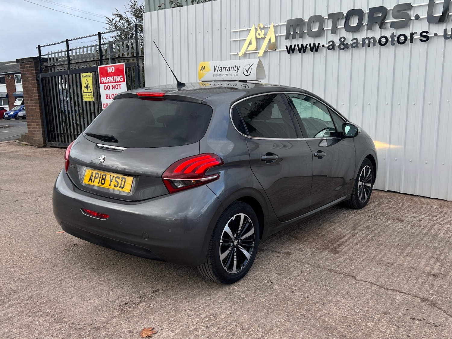 Used Peugeot 208 2018 for sale - 76354967: Photo 9