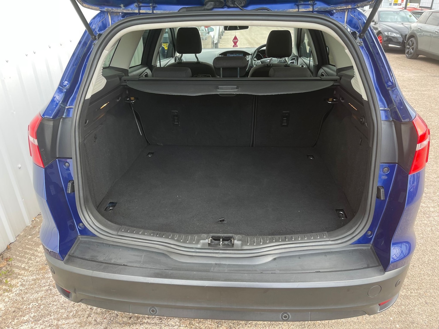 Used Ford Focus 2016 for sale - 76149935: Photo 16