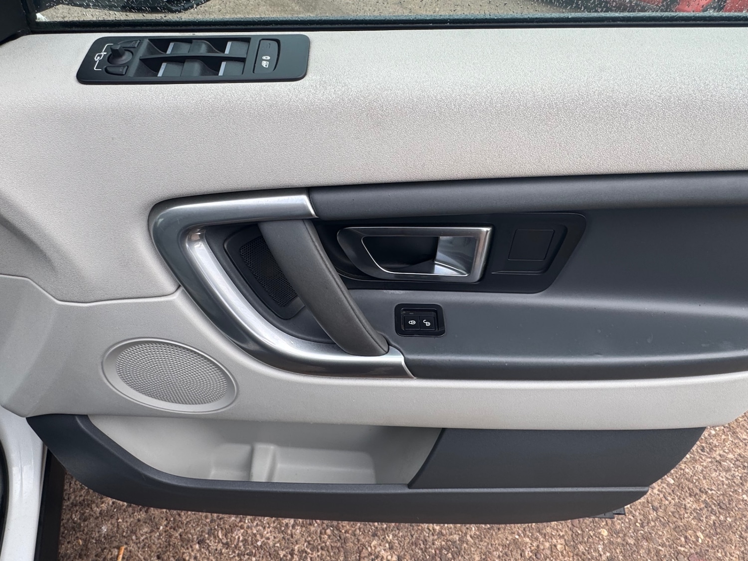 Used Land Rover Discovery Sport 2016 for sale - 76329606: Photo 11