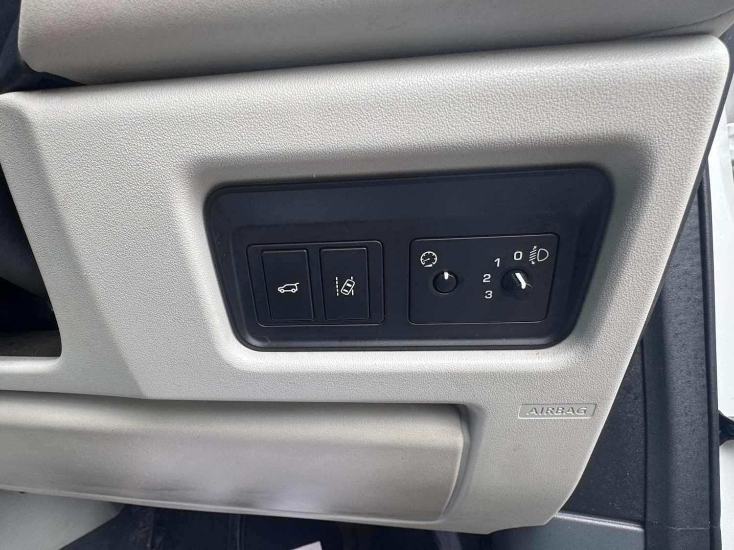 Used Land Rover Discovery Sport 2016 for sale - 76329606: Photo 12