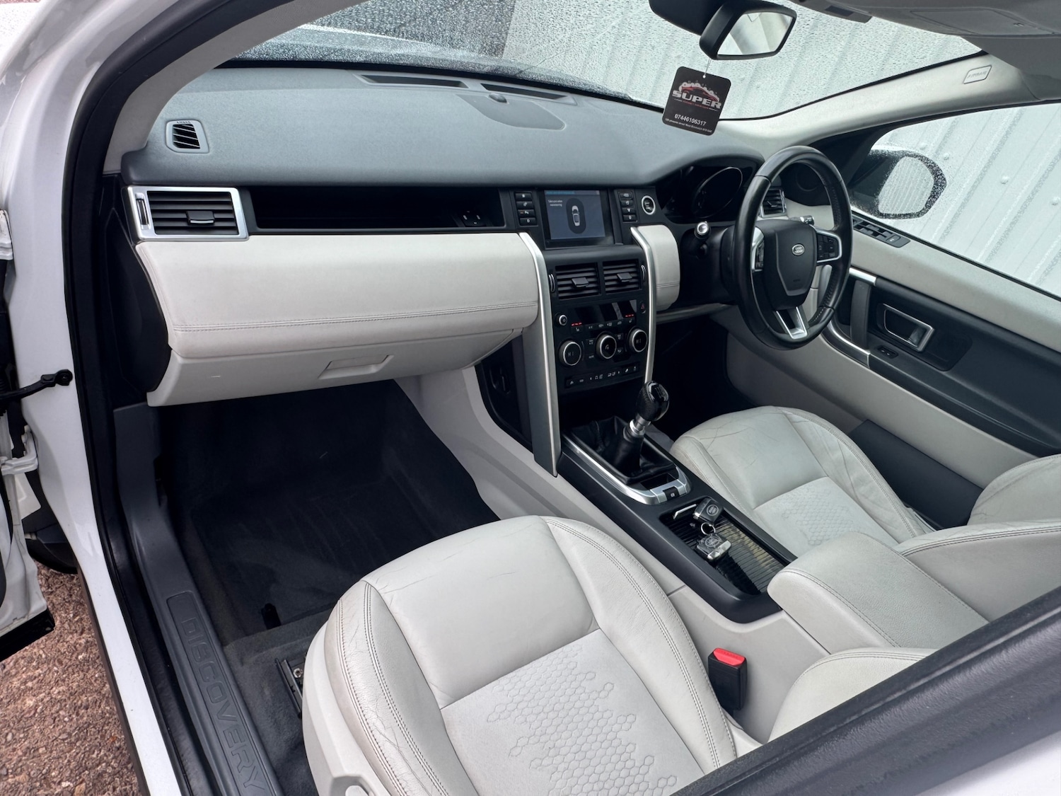 Used Land Rover Discovery Sport 2016 for sale - 76329606: Photo 17