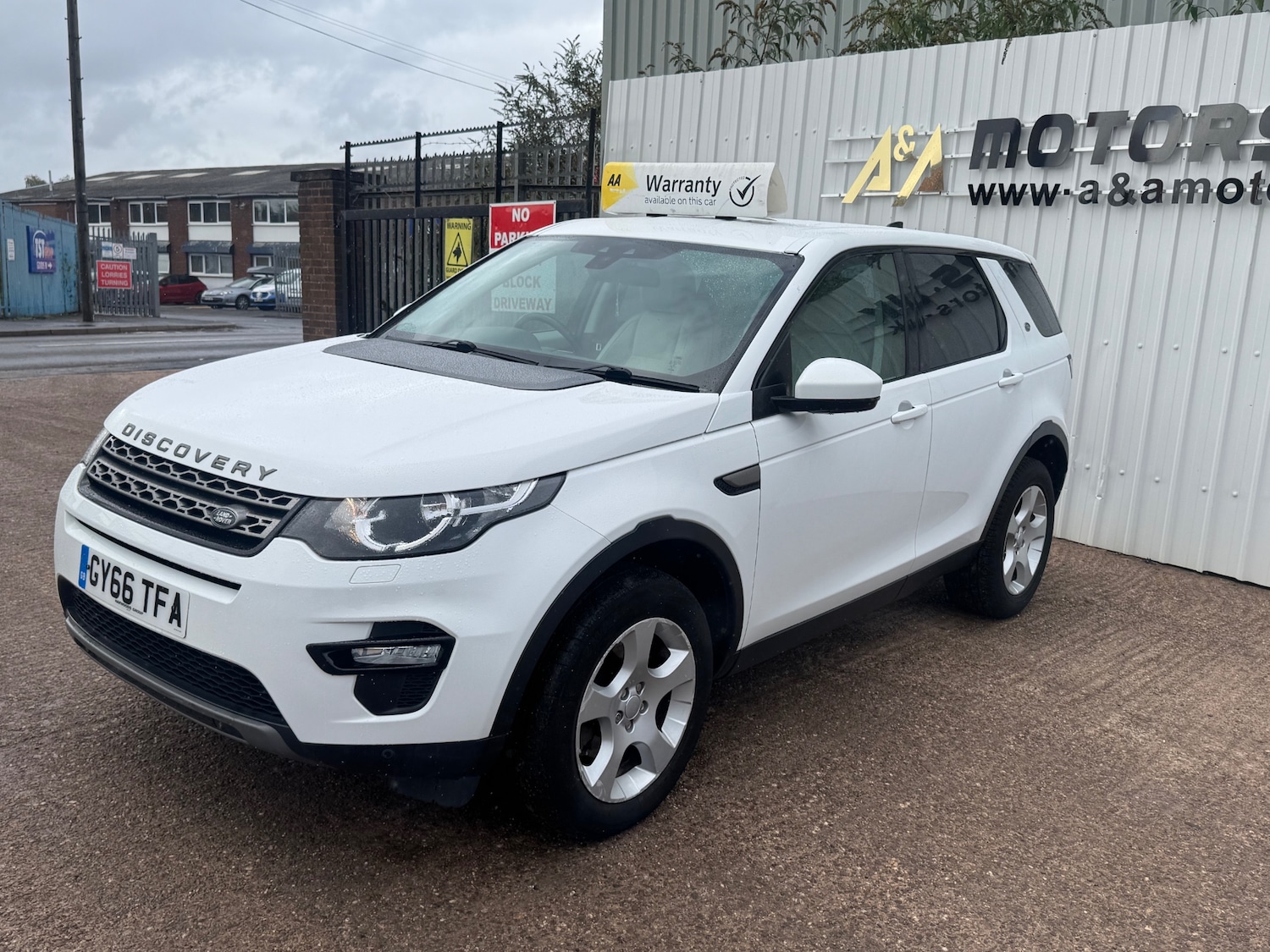 Used Land Rover Discovery Sport 2016 for sale - 76329606: Photo 23