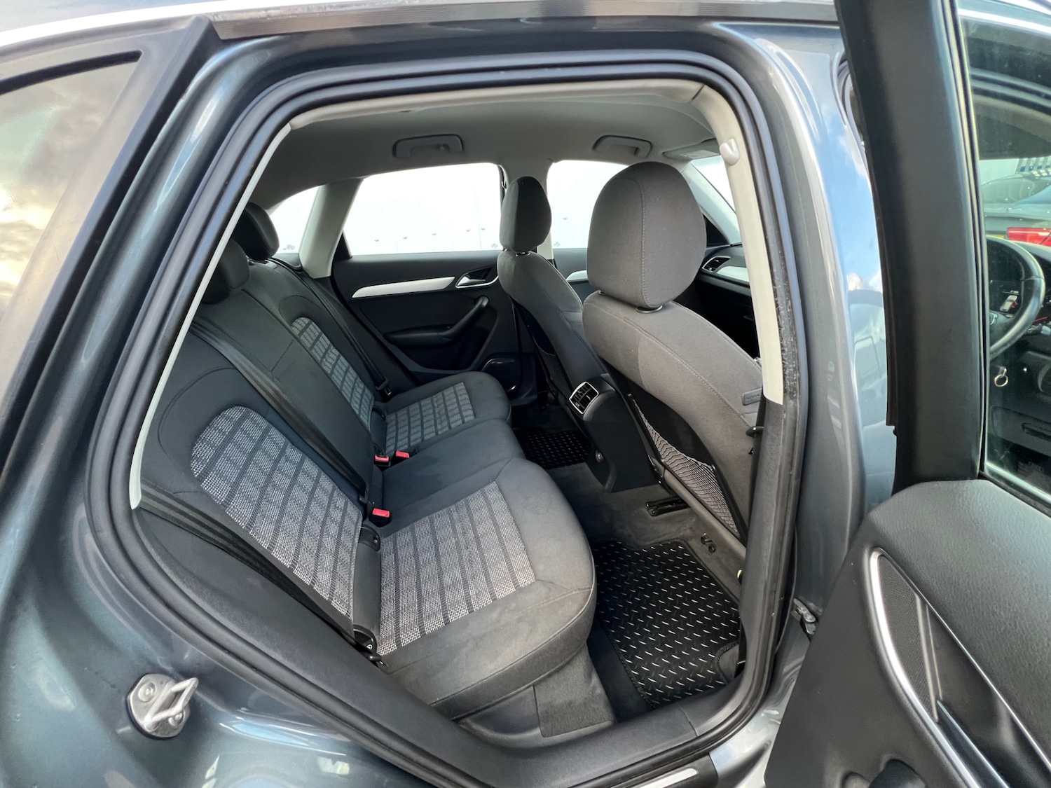 Used Audi Q3 2015 for sale - 76354978: Photo 21