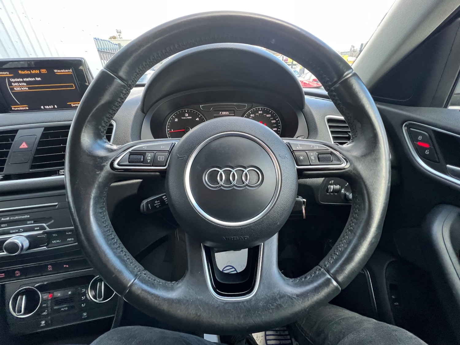 Used Audi Q3 2015 for sale - 76354978: Photo 29