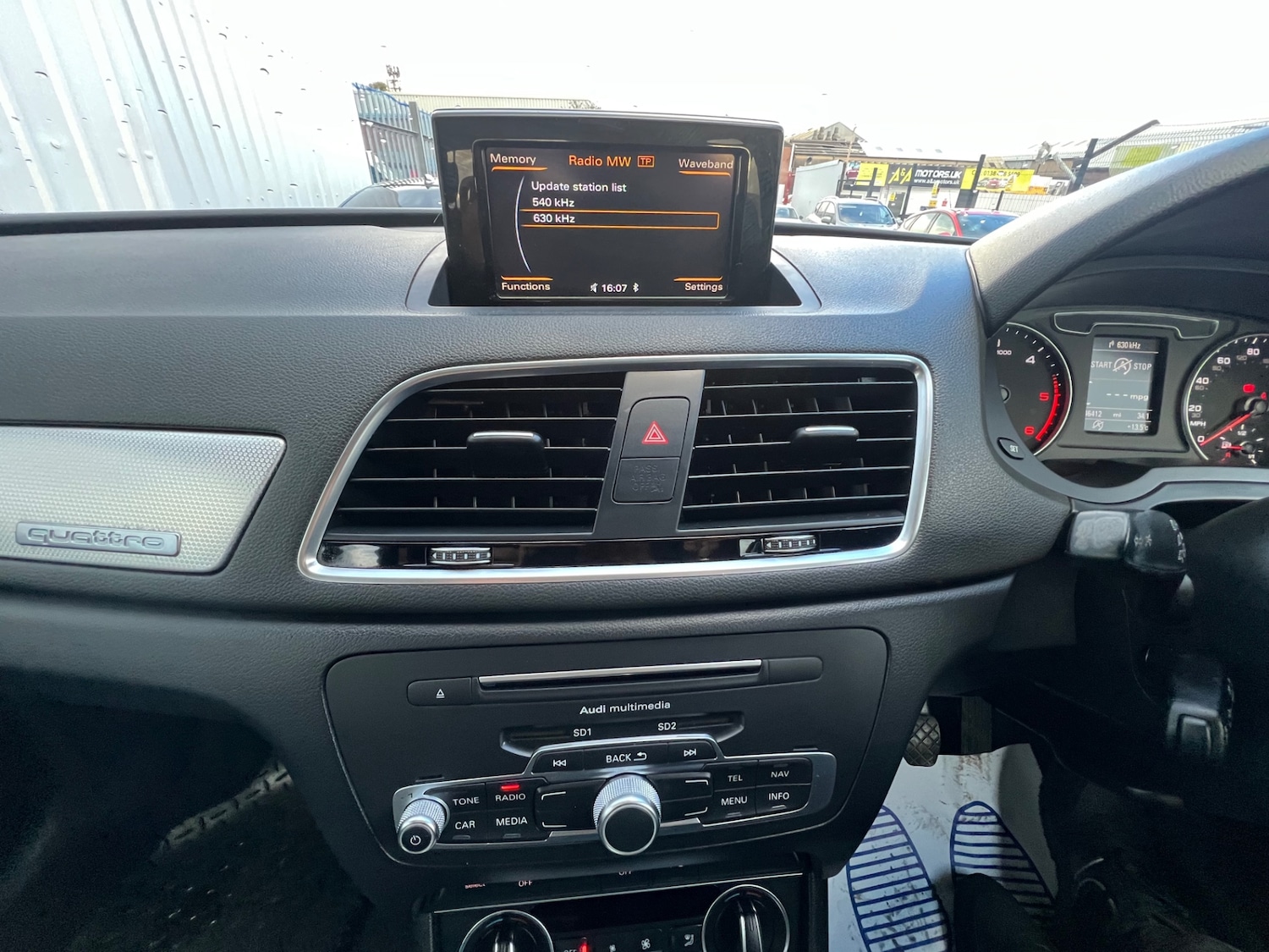 Used Audi Q3 2015 for sale - 76354978: Photo 33