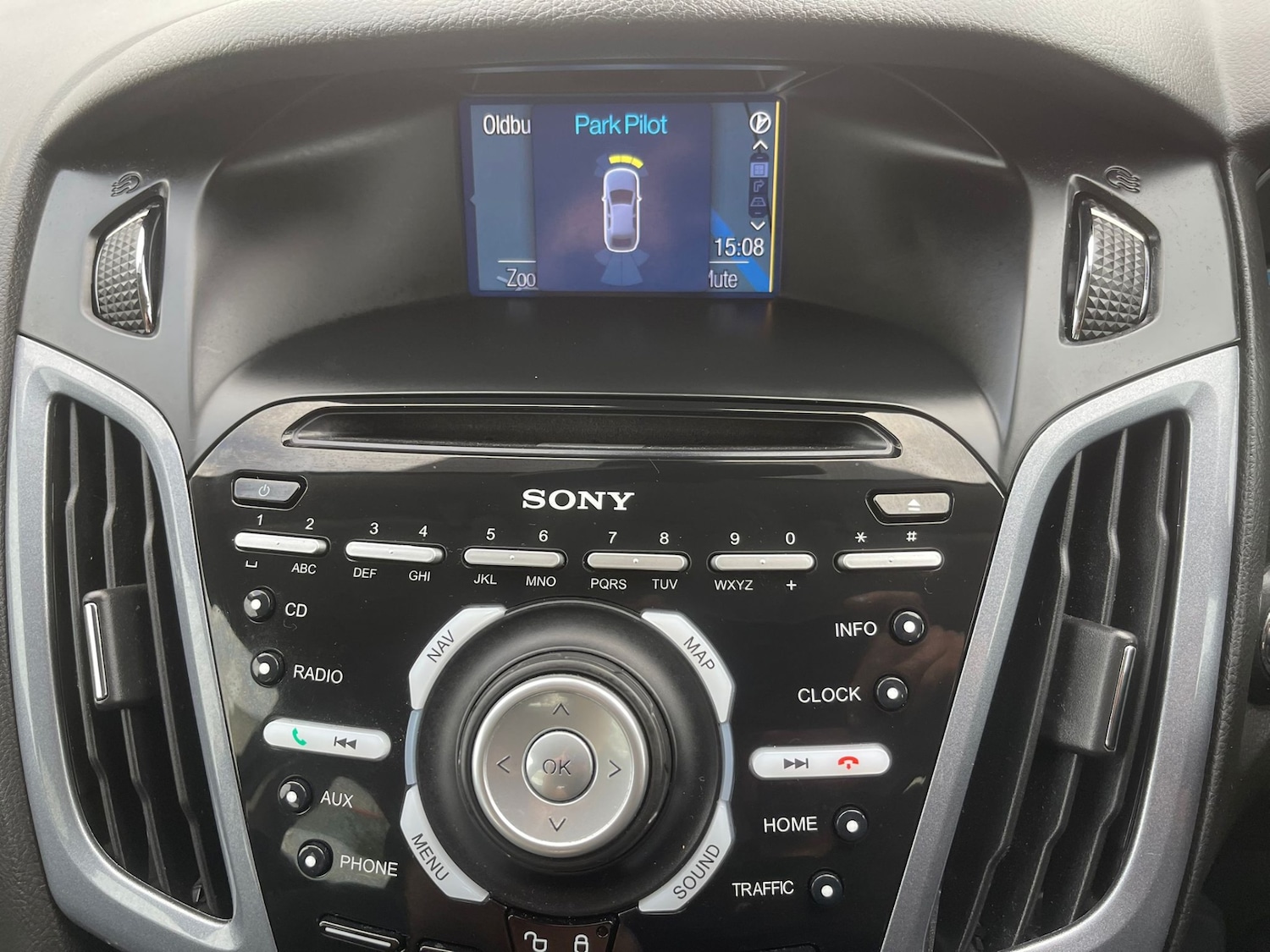 Used Ford Focus 2014 for sale - 76329624: Photo 15