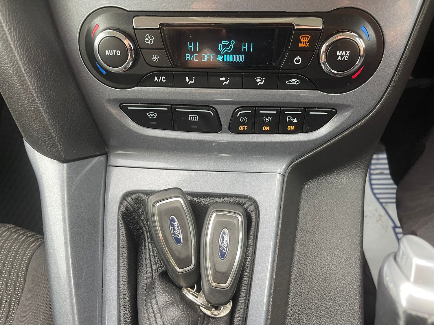 Used Ford Focus 2014 for sale - 76329624: Photo 17