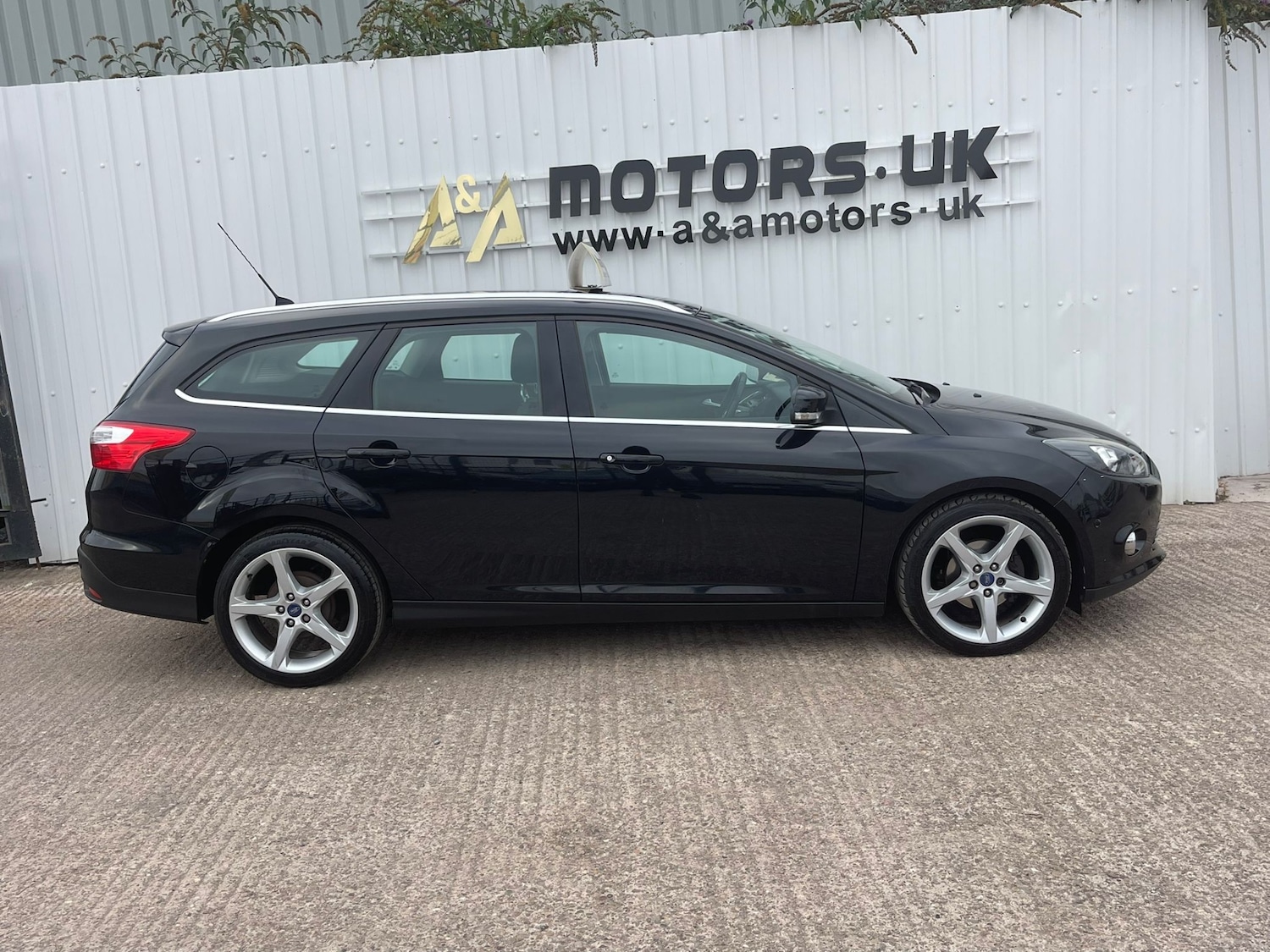 Used Ford Focus 2014 for sale - 76329624: Photo 8