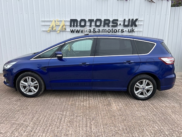 Used Ford S-Max 2017 for sale - 75464532: Photo 4
