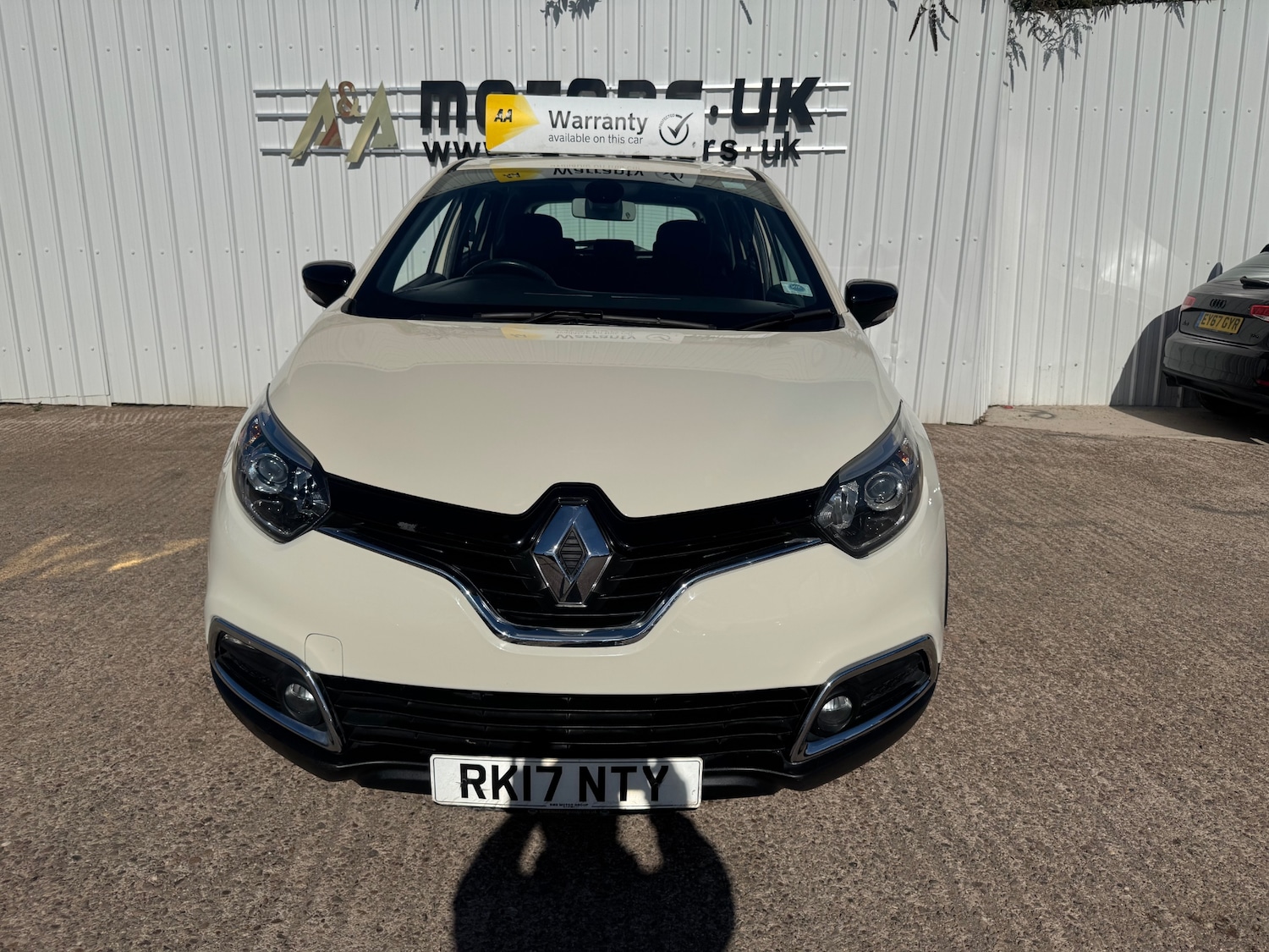 Used Renault Captur 2017 for sale - 76150344: Photo 11