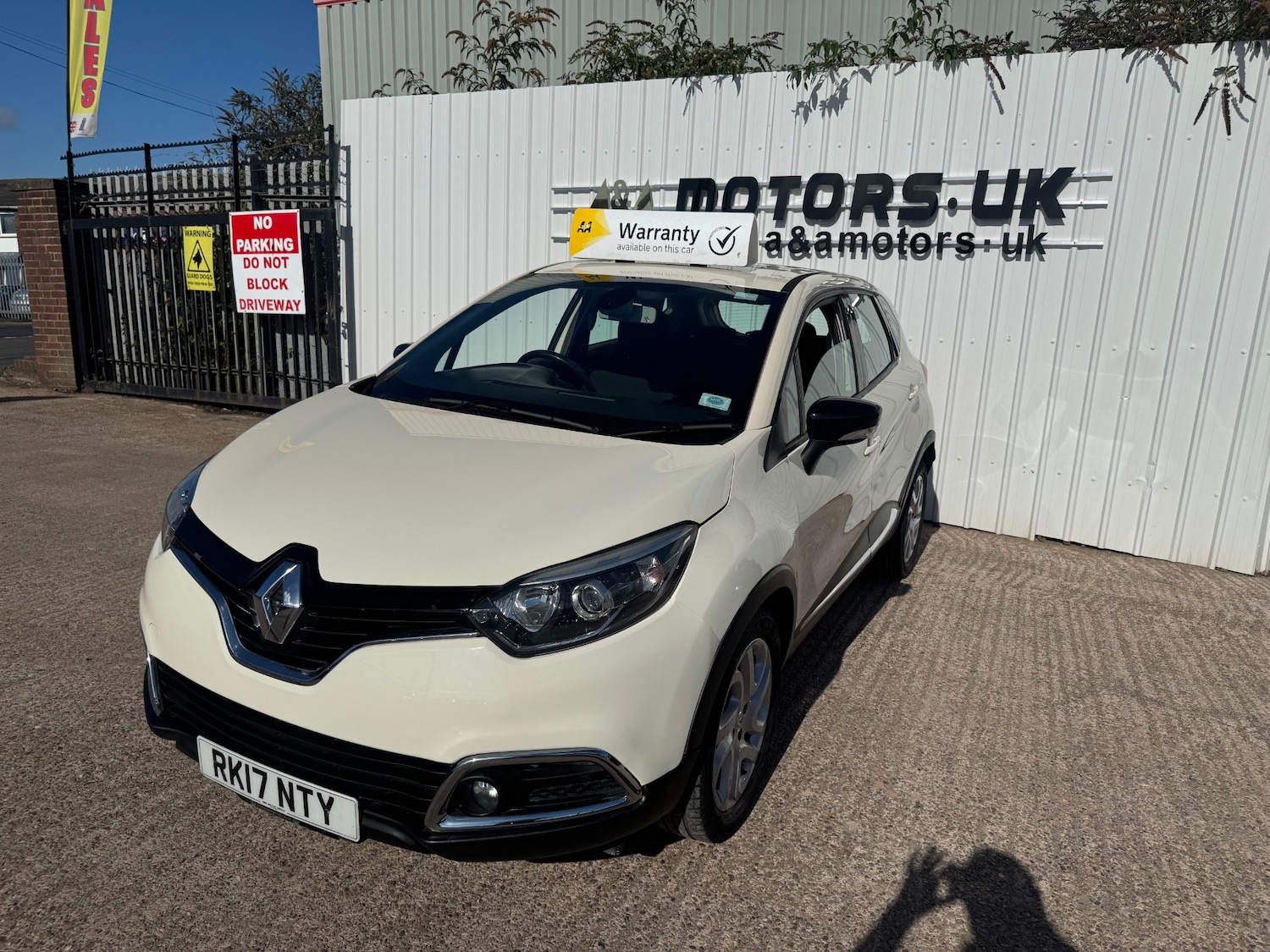 Used Renault Captur 2017 for sale - 76150344: Photo 13