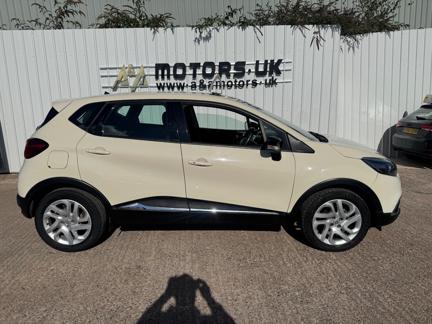 Used Renault Captur 2017 for sale - 76150344: Photo 7