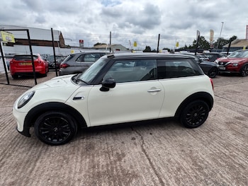 Used MINI Hatch 2018 for sale - 75438053: Photo