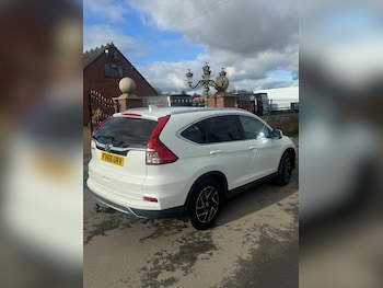 Used Honda CR-V 2016 for sale - 77789400: Photo