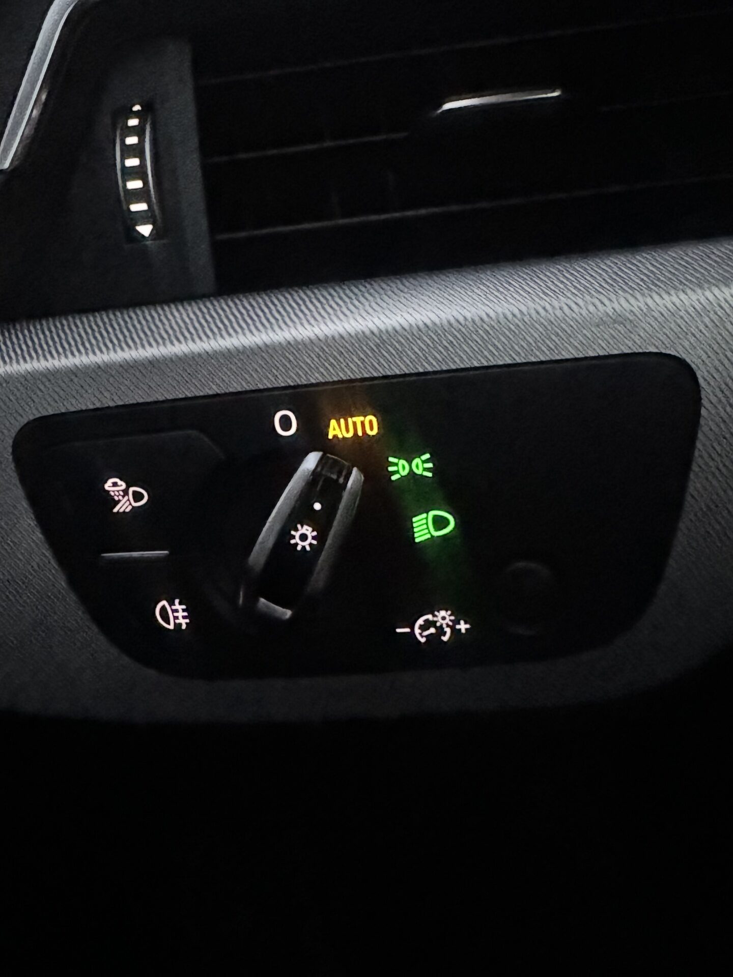 Used Audi A4 2016 for sale - 76953738: Photo 15