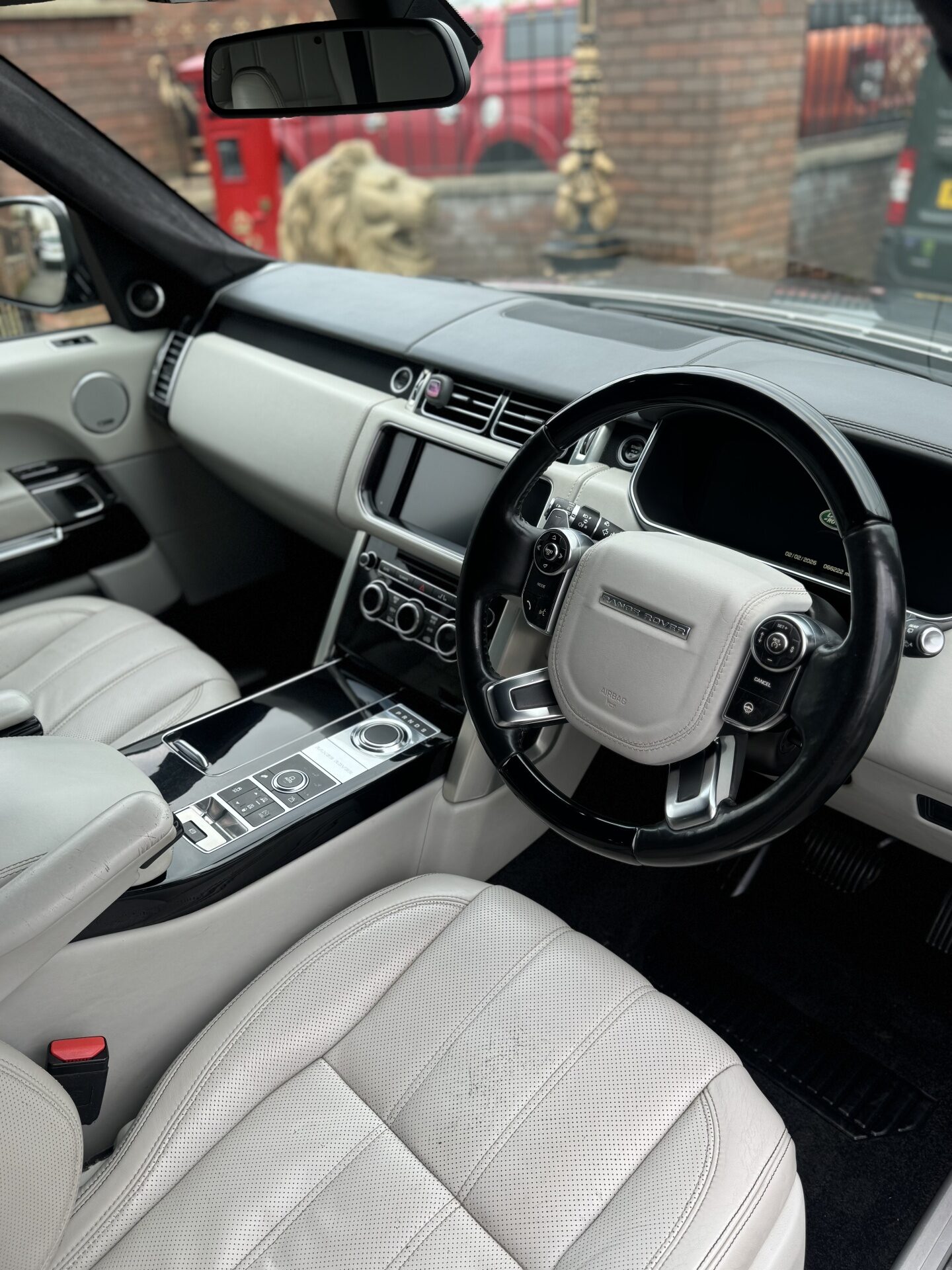 Used Land Rover Range Rover 2015 for sale - 78151800: Photo 8
