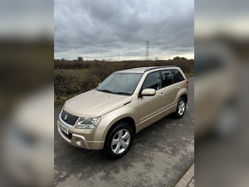 Used Suzuki Grand Vitara 2010 for sale - 77593170: Photo