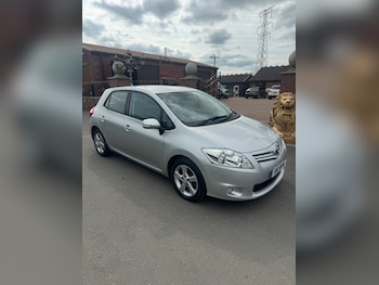 Used Toyota Auris 2011 for sale - 78909120: Photo
