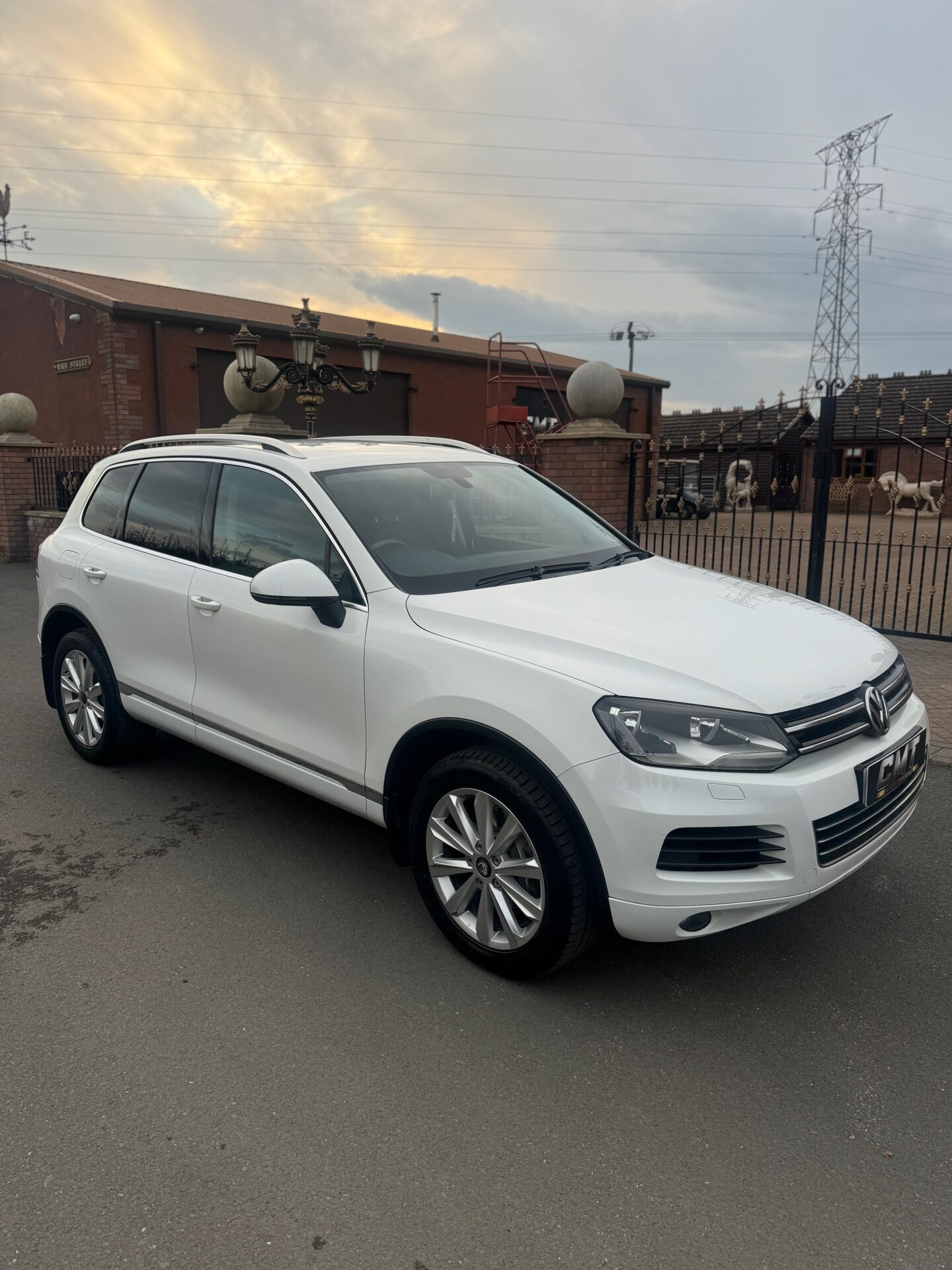 Used Volkswagen Touareg 2012 for sale - 76953742: Photo 1