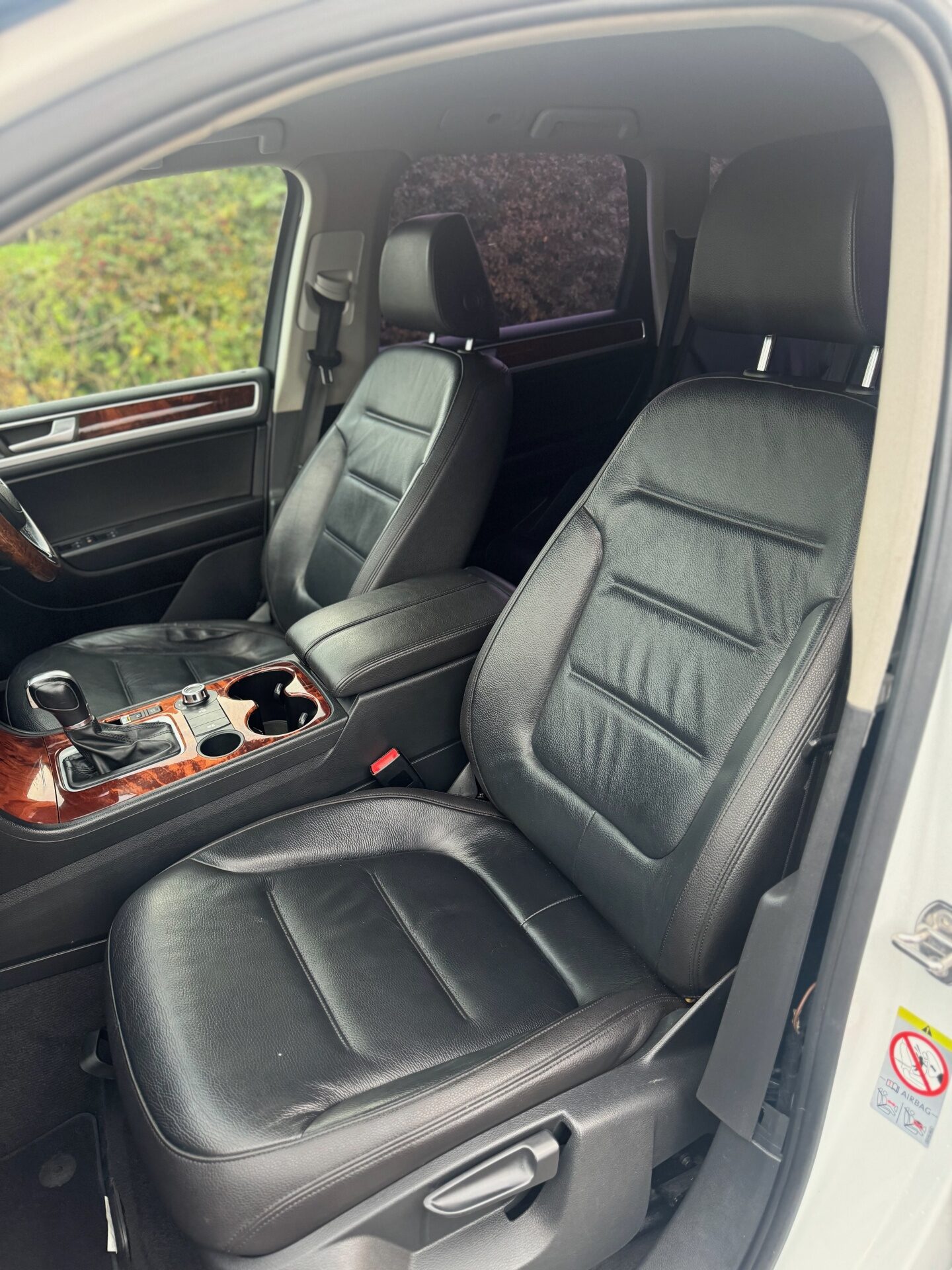 Used Volkswagen Touareg 2012 for sale - 76953742: Photo 10