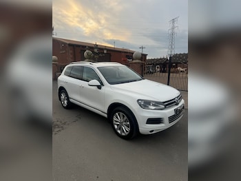 Used Volkswagen Touareg 2012 for sale - 76953742: Photo