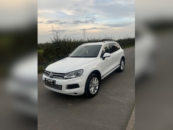 Used Volkswagen Touareg 2012 for sale - 76953742: Photo